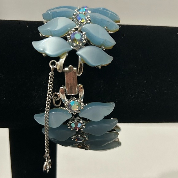 Costume Bracelet Pale Blue & Silver Jeweled with Angel Wing Design - Picture 2 of 5